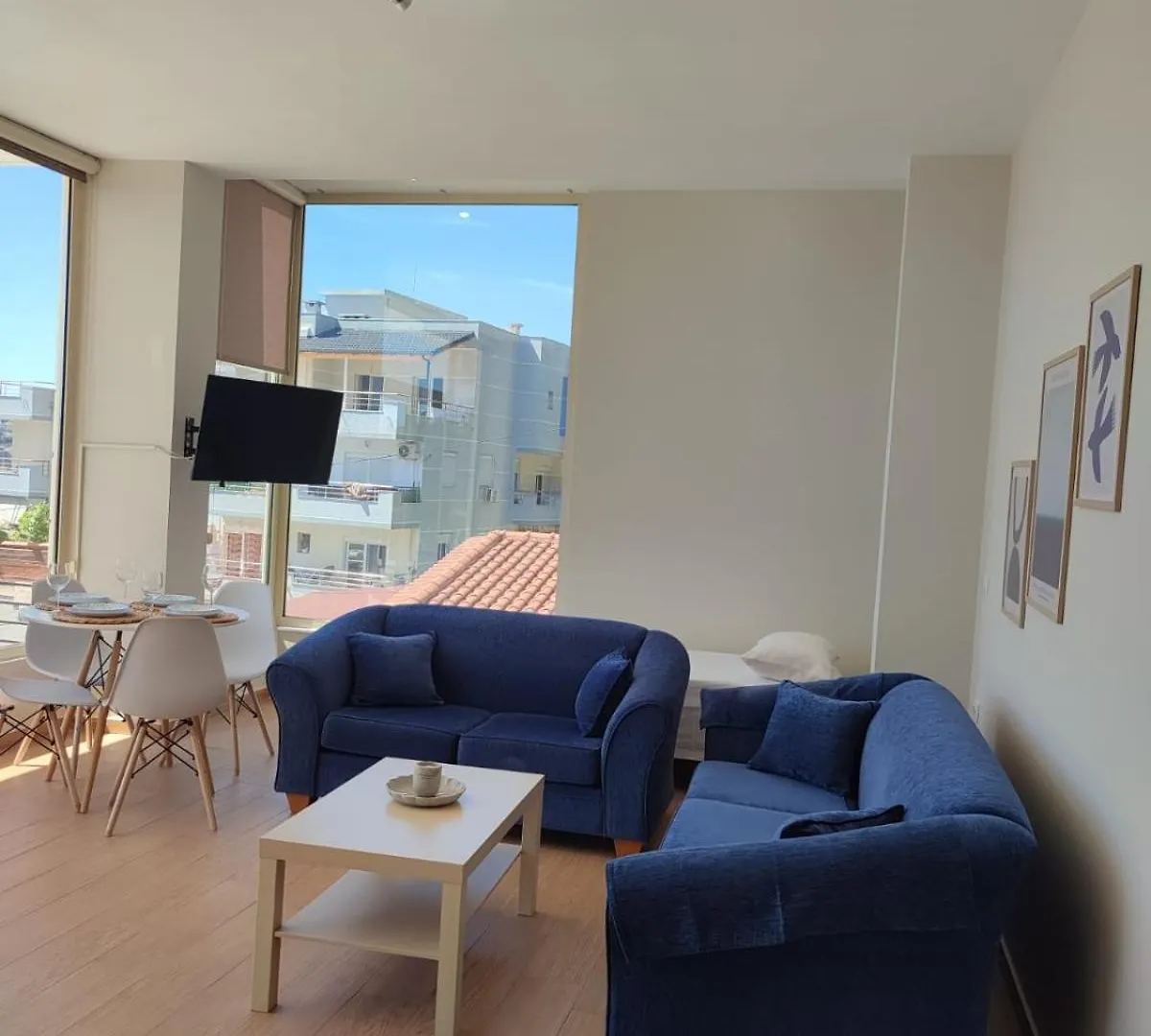 Cimi Apartments Sarandë 0*,